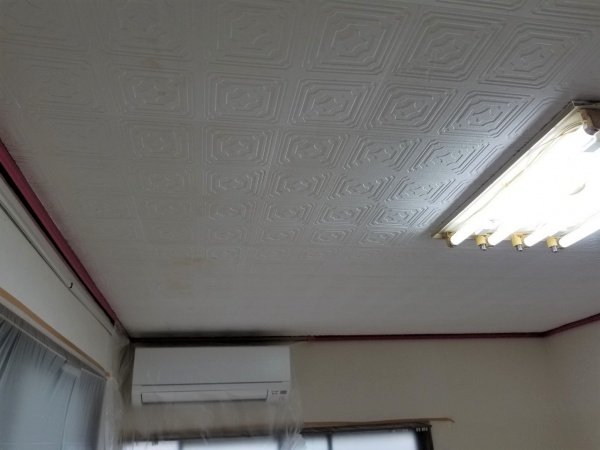 中野区　Mコーポ202号室　天井塗装工事