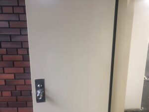 東京都千代田区　都内某ビル　塗装工事