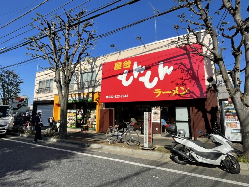 東京都府中市　テナント長屋外壁塗装工事②　（塗装）